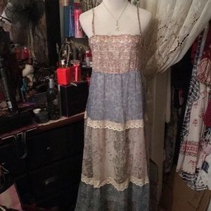 BEAUTIFUL MAXI DRESS 👗 SZ SMALL